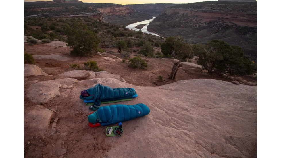 Big Agnes Roxy Ann 3N1 30 650 Downtek Sleeping Bag - Women's - Image 11